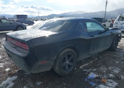 2013 Dodge Challenger Sxt z USA, uszkodzony, nr VIN 2C3CDYAG8DH692302